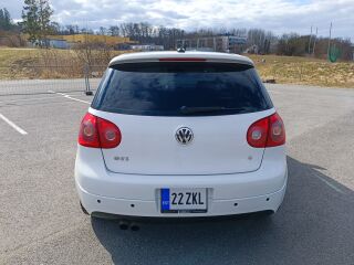 Volkswagen Golf GTI 2.0 147kW