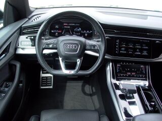 Audi Q8 Quattro 50TDI S line 3.0 210kW