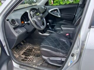 Toyota RAV4 2.0 R4 3ZR 116kW