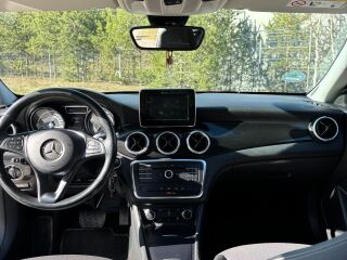 Mercedes-Benz CLA 200 2.1 R4 100kW