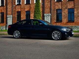 BMW 520 M-Sportpakett Shadowline xDrive 2.0 140kW