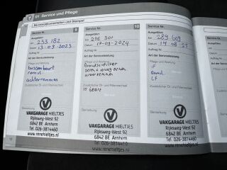 Volvo V40 R-Design-5 silindrit 2.0 D3 110kW