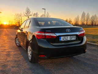 Toyota Corolla 1.6 97kW