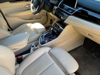 BMW 218 Performance 2.0 R4 TDI 110kW