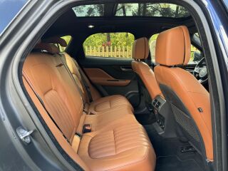 Jaguar F-Pace Portfolio 3.0 221kW