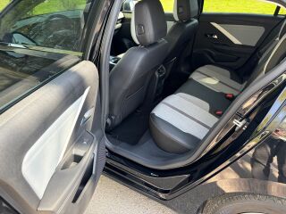 Opel Astra Innovation Plus 5D 1.2 96кВ