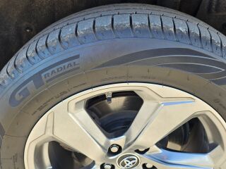 Toyota RAV4 Luxury Plus 2.0 129kW