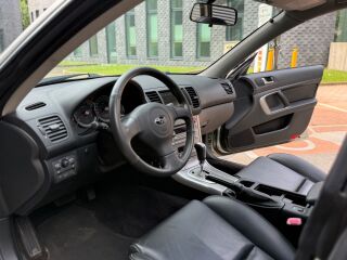 Subaru Outback Premium Edition 2.5 121кВ