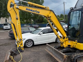 Komatsu PC35MR 22кВ