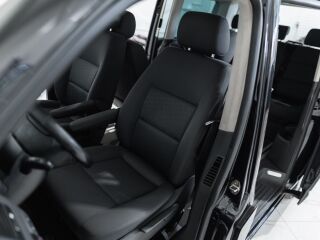 Volkswagen Multivan Family Comfort Plus 2.5 96kW