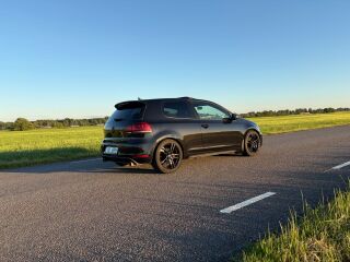 Volkswagen Golf GTI 2.0 147кВ