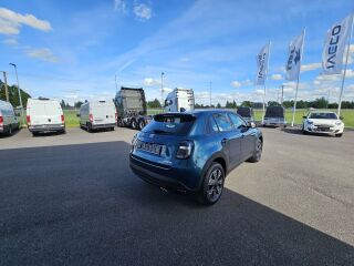 Fiat 600 HYBRID 145 1.2 107кВ