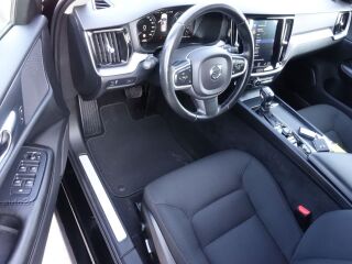 Volvo V60 Momentum EU6 2.0 R4 D4 TDI 140kW