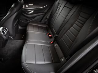 Mercedes-Benz E 300 E300e AMG 2.0 155kW