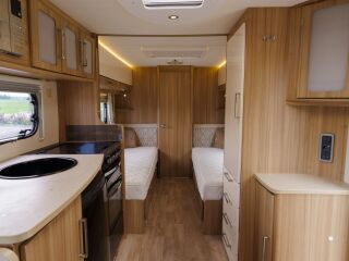 Lunar Clubman