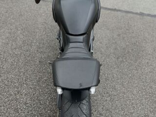 Ducati Diavel Carbon Dark 1198 L2 4 takti DOHC 114kW