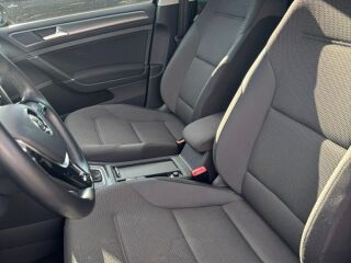 Volkswagen Golf 1.4 92кВ