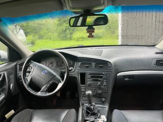 Volvo V70 2.4 120кВ