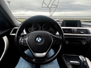 BMW 318 2.0 105kW
