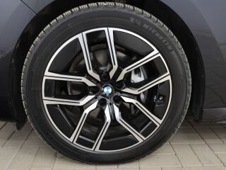 BMW 740 d xDrive M-Sportpakett 3.0 210кВ