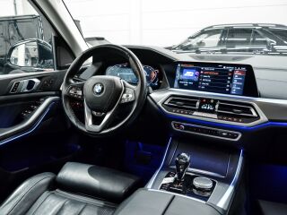 BMW X5 3.0 V6 NOVC-HEV 210kW