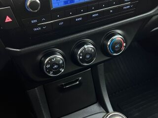 Toyota Corolla 1.3 73кВ