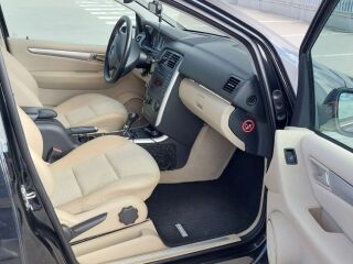 Mercedes-Benz B 180 1.7 85kW
