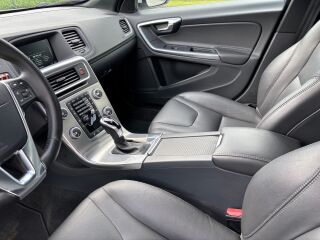 Volvo V60 SUMMUM 2.0 D4 140kW