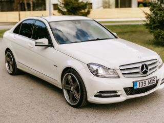 Mercedes-Benz C 180 2.1 88kW