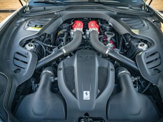 Ferrari GTC4Lusso 3.9 449kW