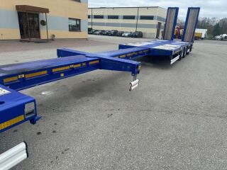 Kässbohrer LOWBED + 3-AXLE + NORDIC + STEERING AXEL + AXEL LI