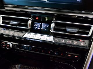 BMW M850 i xDrive GranCoupe 4.4 V8 390kW