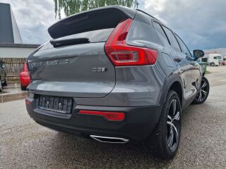 Volvo XC40 R-DESIGN AWD 4x4 HARMAN/KARDON 2.0 R4 110кВ