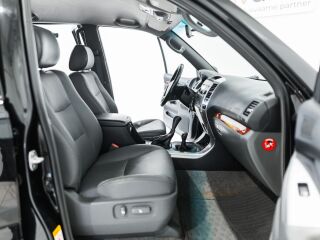 Toyota Land Cruiser Facelift Family Comfort 3.0 122kW