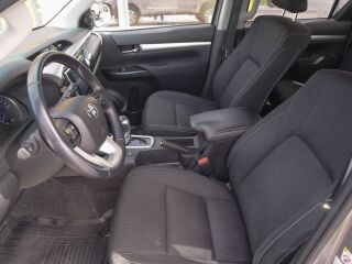 Toyota Hilux 2.4 110кВ