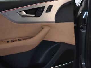 Audi Q8 55 TFSI quattro 3.0 250kW