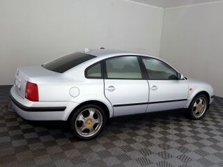Volkswagen Passat Comfortline 1.8 92kW