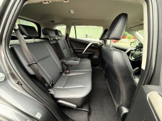 Toyota RAV4 Premium Plus 4x2 Facelift EU6 2.0 R4 D-4D TDI 105kW