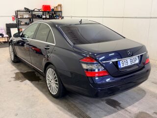 Mercedes-Benz S 320 3.0 V6 173кВ