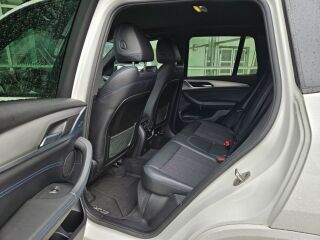 BMW X3 xDrive30i M-Sportpakett 2.0 R4 185kW