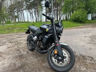Husqvarna Svartpilen 401 33kW