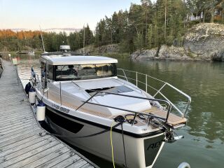 Aquador 35 AQ 3.0 V6 2 x Mercury Diesel 270  Bravo 3X 2kW