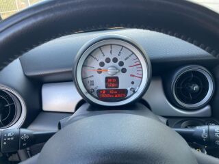 MINI Cooper 1.6 88kW