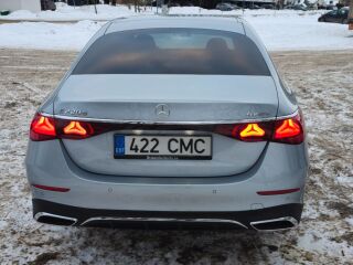 Mercedes-Benz E 220 AMG 2.0 145kW