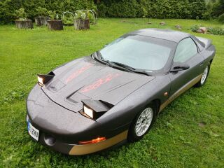 Pontiac Firebird 3.4 109kW