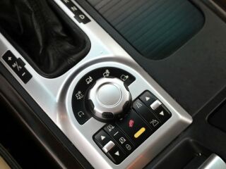 Land Rover Range Rover Vogue Facelift 3.7 TDV8 200кВ