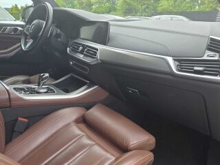 BMW X5 X Drive45e M-Sportpakett 3.0 210кВ