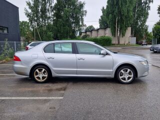 Skoda Superb 1.8 118kW