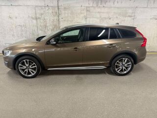 Volvo V60 Cross Country Summum 2.0 110kW