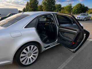 Audi A8 4.2 240kW